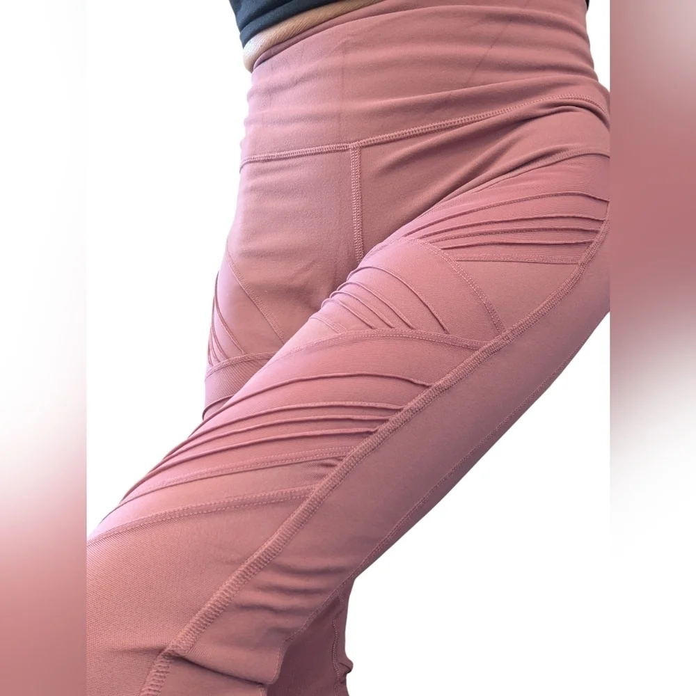 Alo Yoga Moto Leggings Mesh High Rise Burnt Rose Pink Activewear Pants M